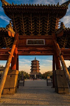 中国一汽两会焦点：创新赋能升级之路；品牌、技术、开放三轮驱动。