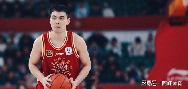  二十年魔咒终结：山西汾酒男篮攻克新疆魔鬼主场的战术基因与技术复盘 体育新闻